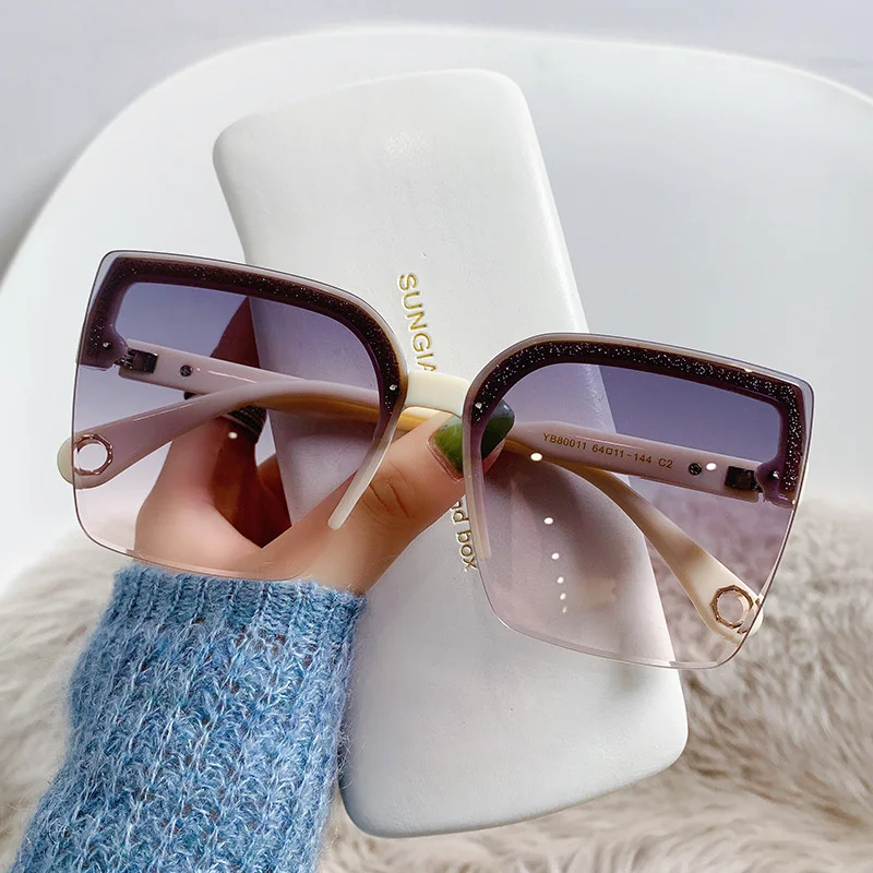 Vintage Fashion Enthusiasts - Kacamata Hitam Oversized Pria Wanita Fashion